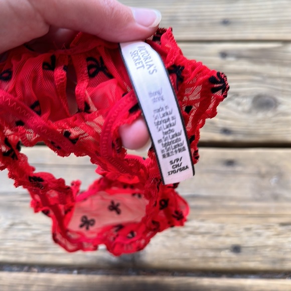 NWOT 5 FOR $25‼️ VS Mesh Bow Thong Set - Picture 8 of 8